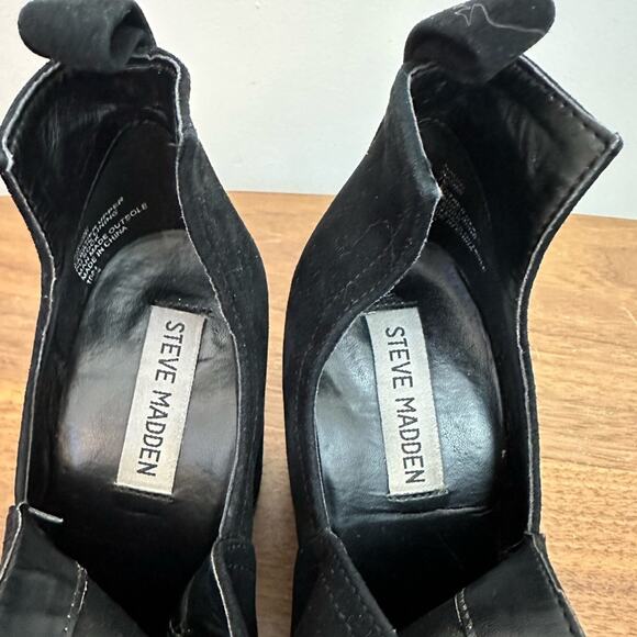 Steve Madden Black Block Heeled Short Booties Womens Size 7 - Picture 9 of 9